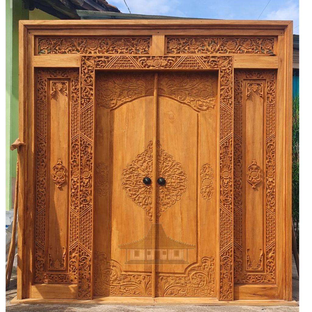 pintu minimalis kayu jati ukir/ pintu rumah