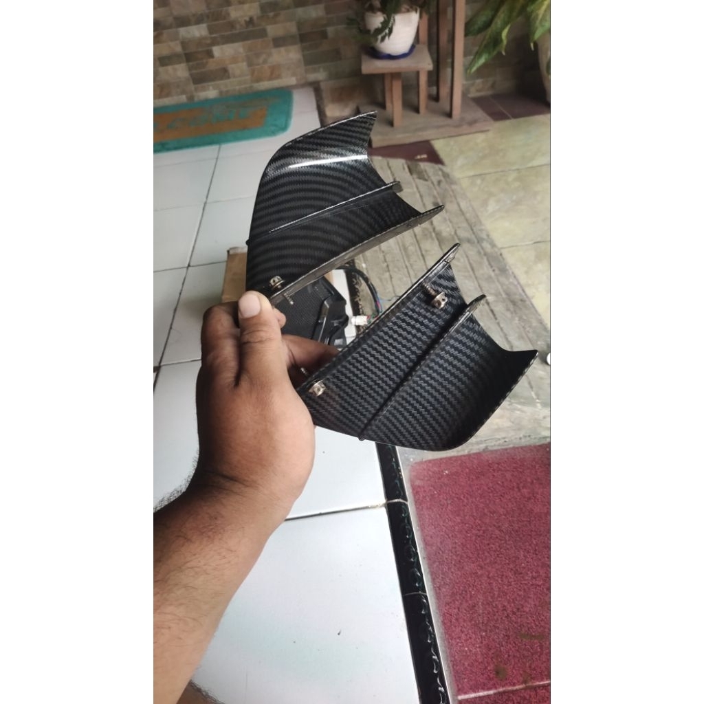 winglet samping kanan kiri karbon,untuk r25