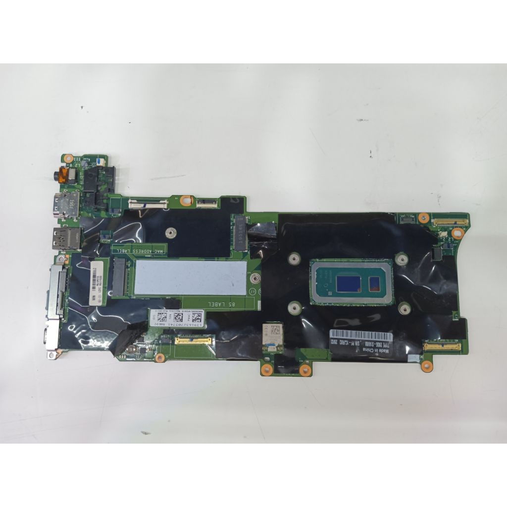 motherboard Lenovo ThinkPad. ThinkPad X1 Yoga Generasi-4.