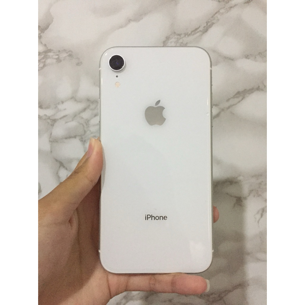 Iphone Xr White 64gb wifi only byypas Fullset