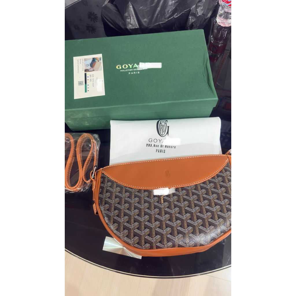 goyard sling bag