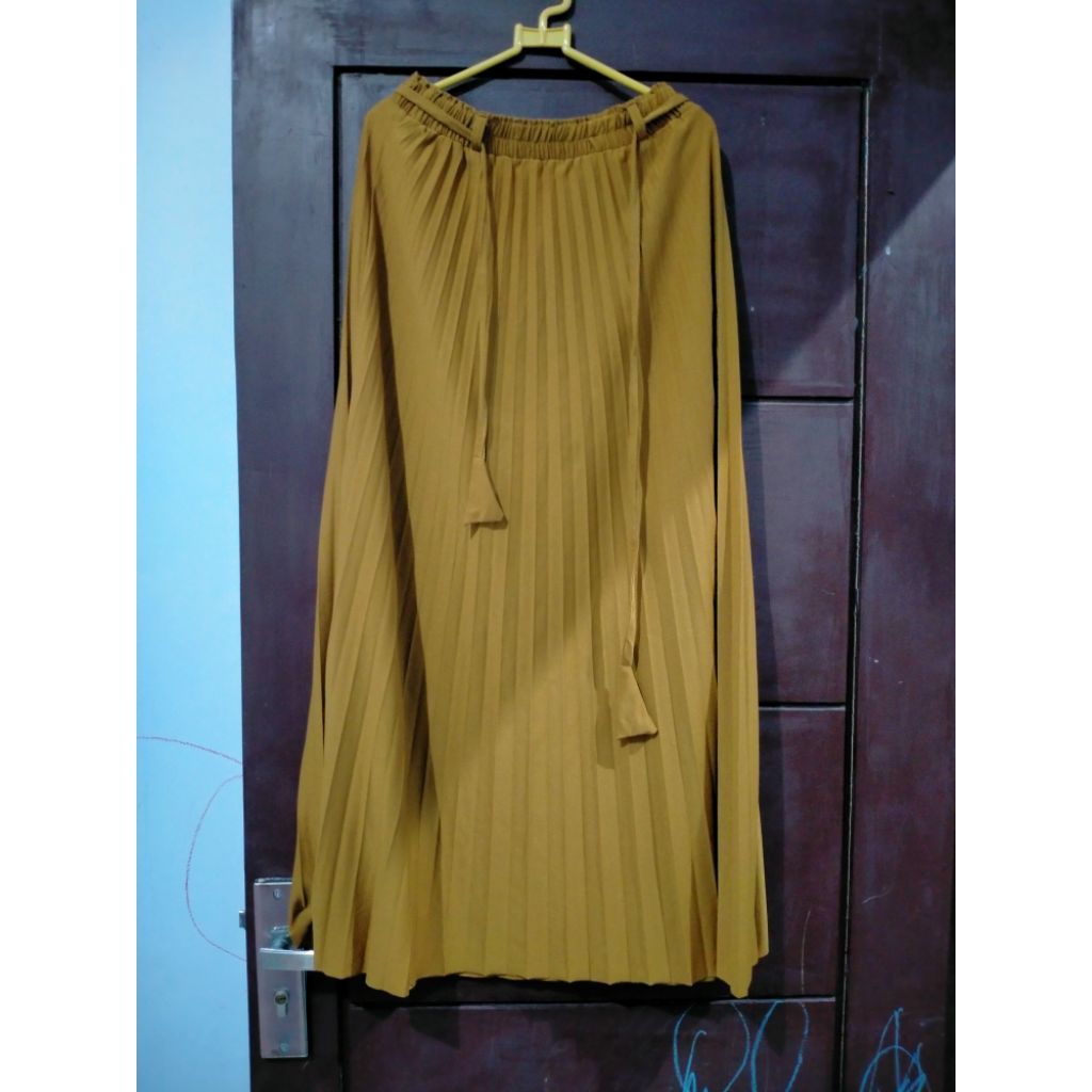 PL rok panjang wanita