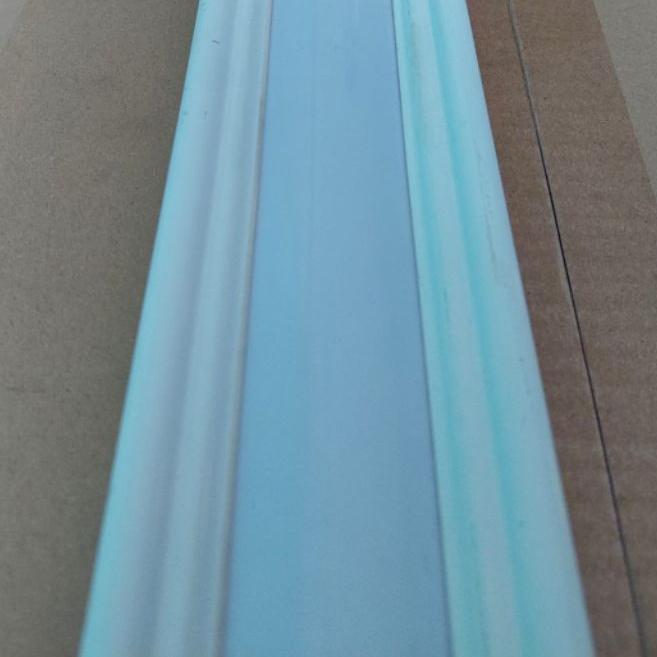 LIS LAMPU PLAFON PVC / LIS LAMPU LED (HANYA LIS NYA SAJA) - HARGA PER BATANG PANJANG 2,9M