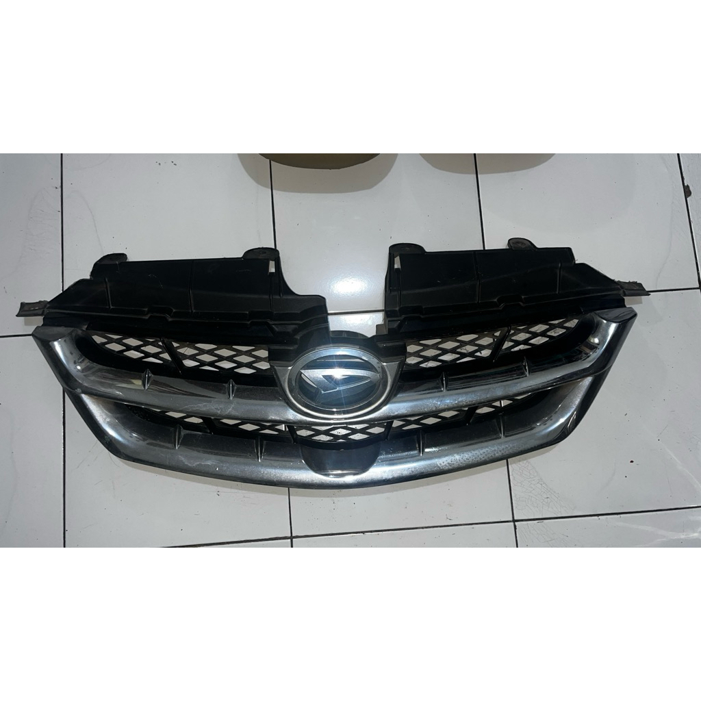 Grill Xenia Li old 2011 Original