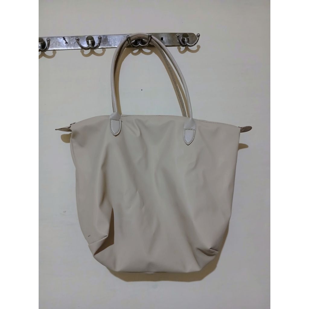 PRELOVED TOTE BAG SELUSA