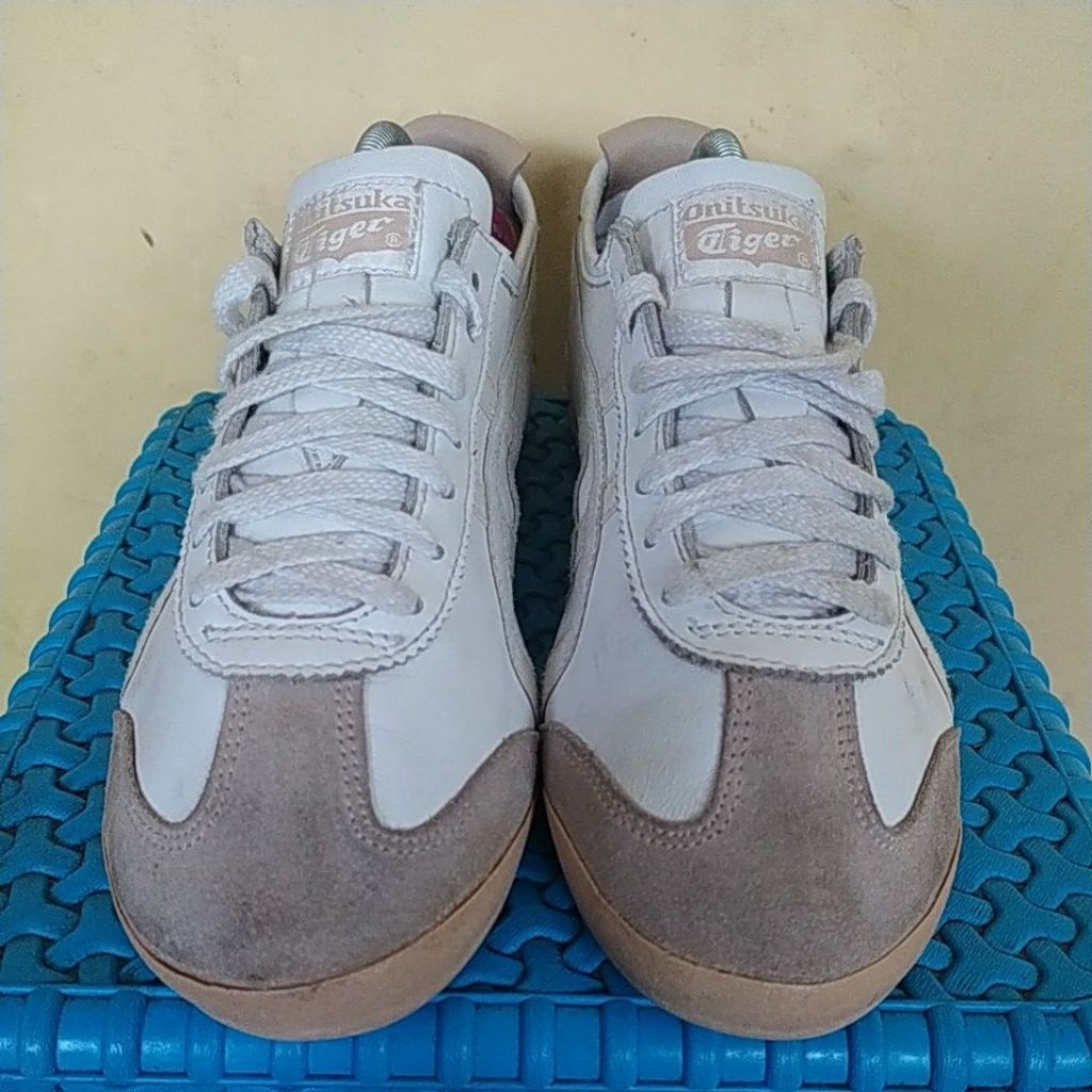 Sepatu Second Onitsuka Tiger Size 43,5 Insole 27,5 cm
