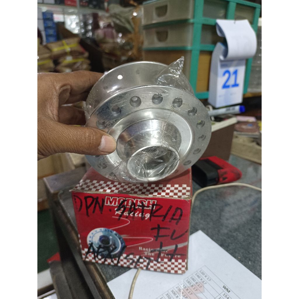 tromol depan satria fu crom persisi