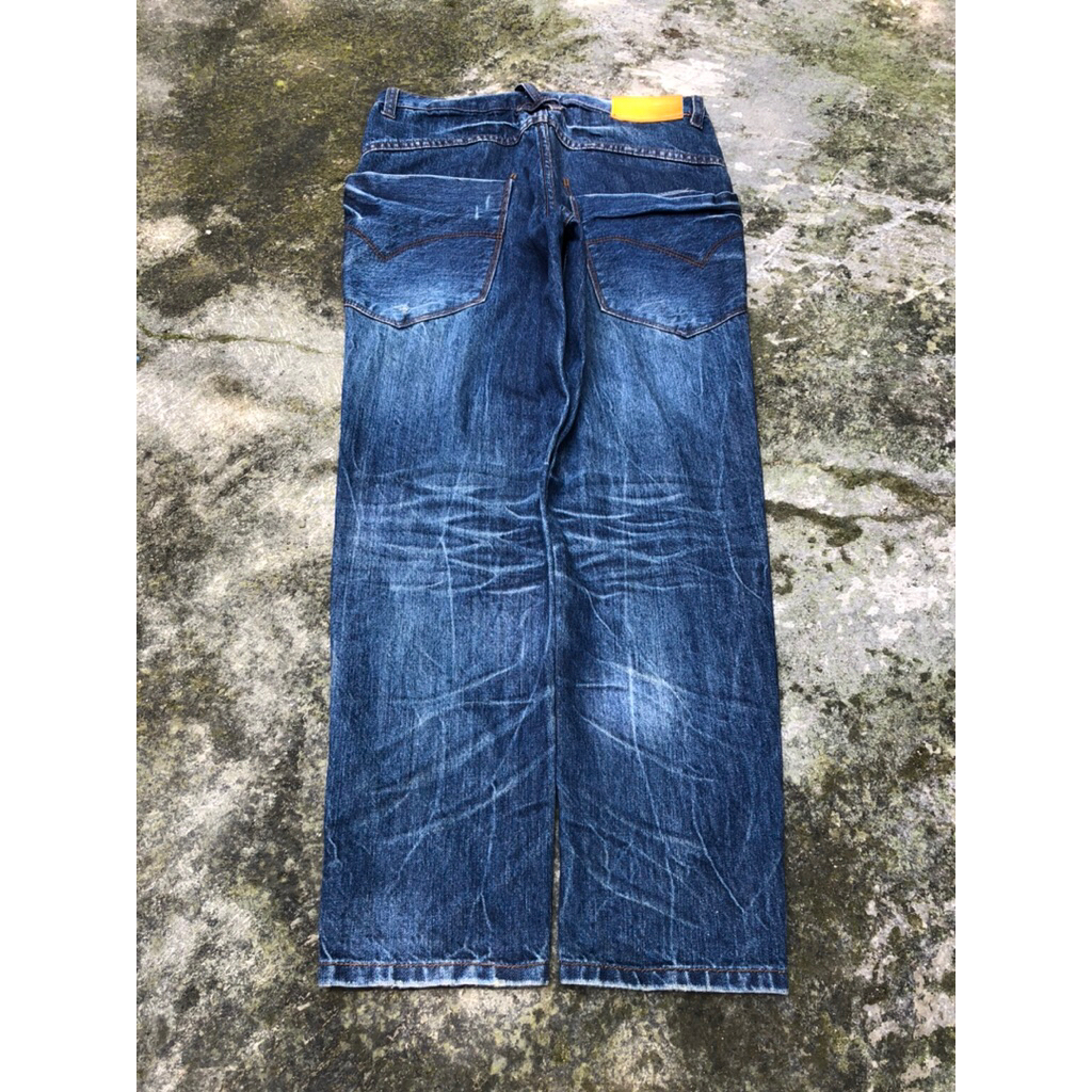 jeans feding