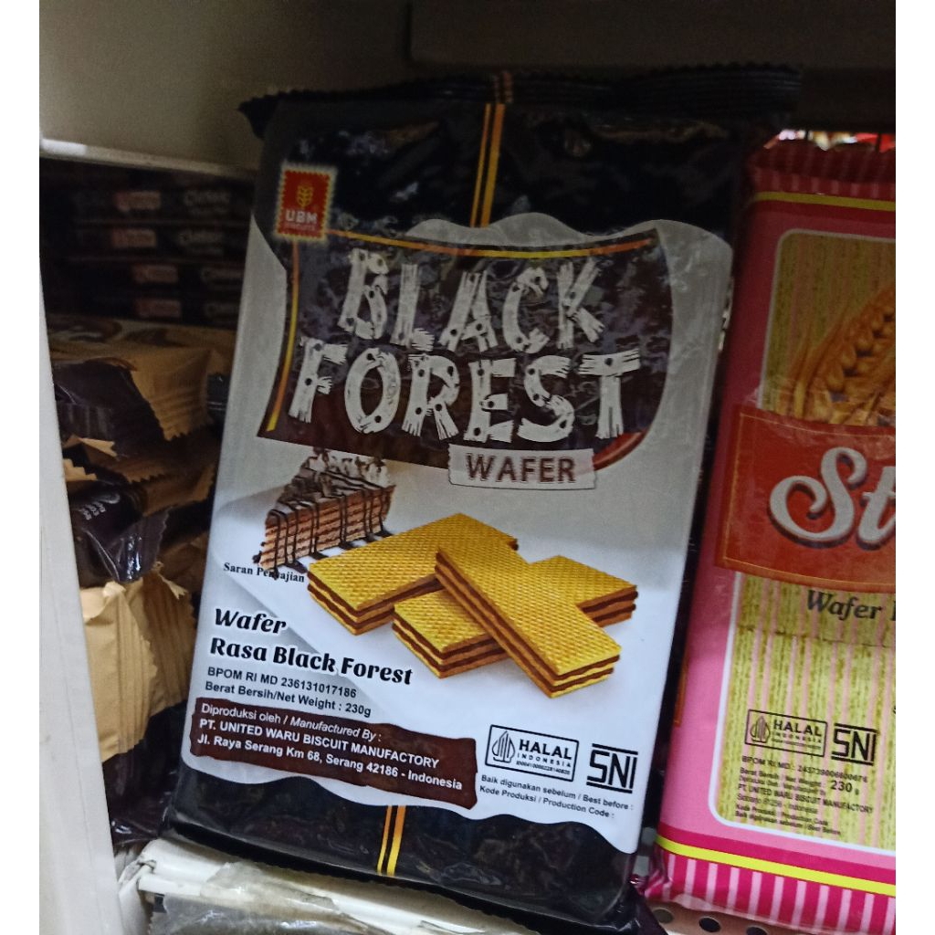 UBM wafer cream black forest wafer 230g