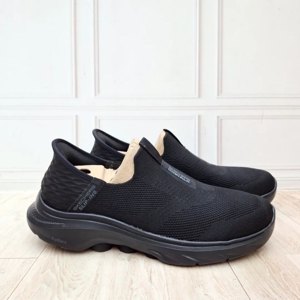 Sepatu Slip On Full Black Go Walk 7 Slip Ins 216641/BBK (Size 42 42,5)