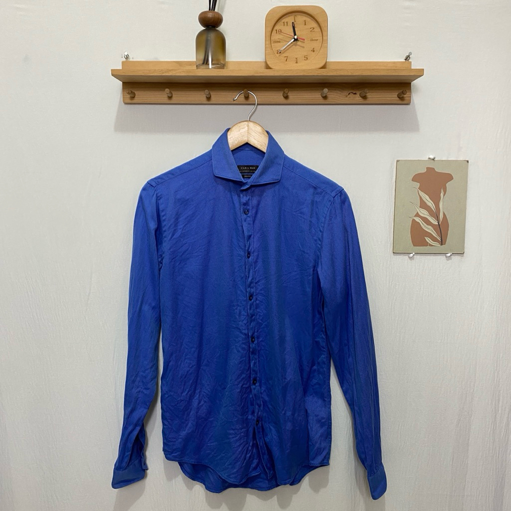 kemeja panjang pria ZARA MAN original size s biru