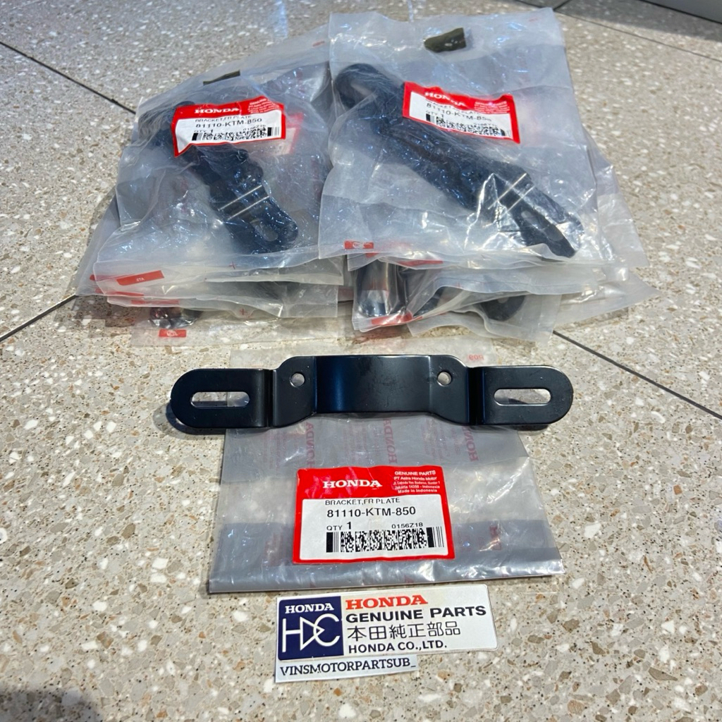 81110 KTM 850 PANGKON DUDUKAN PLAT NOMOR DEPAN SUPRA X125 REVO SUPRA INJECTION ORIGINAL AHM