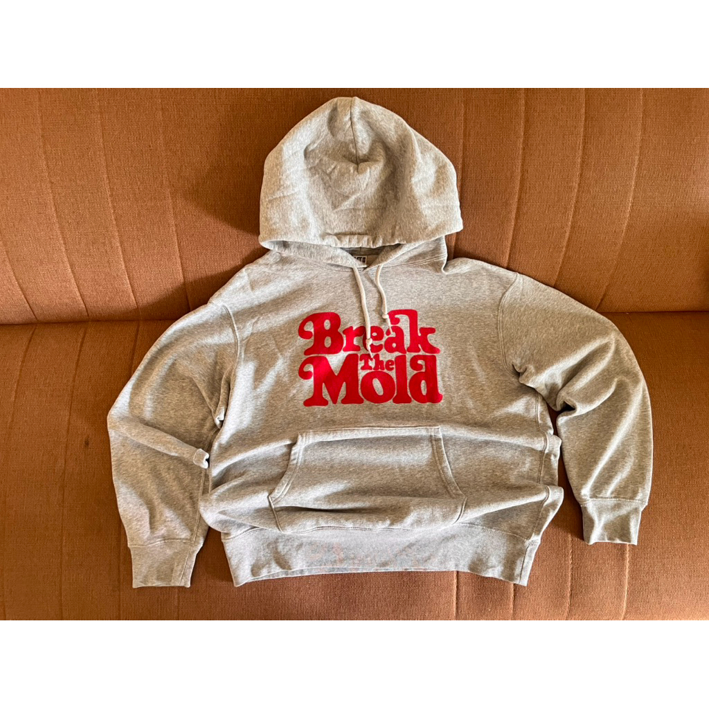 Uniqlo x Verdy Hoodie