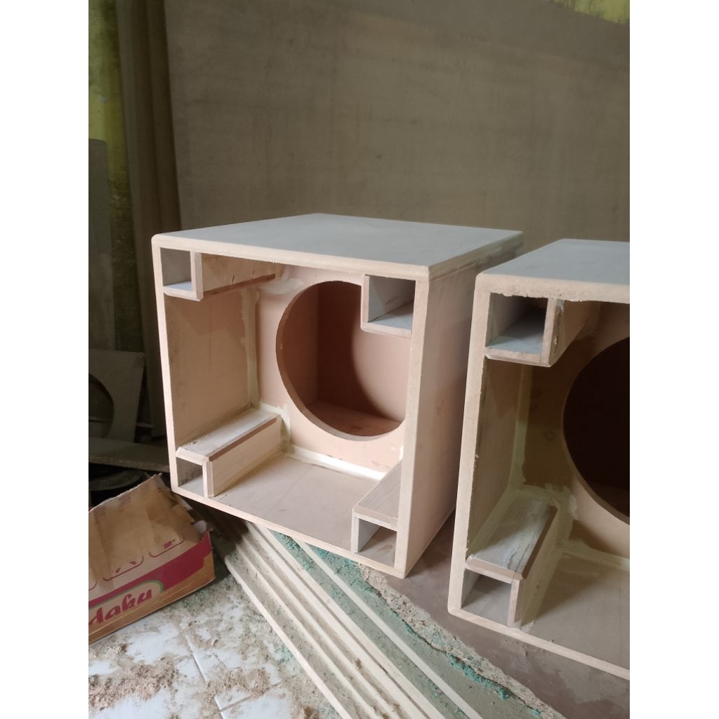 BOX PLANAR 10 INCH/ 12 INCH BOX SPEAKER HOREG