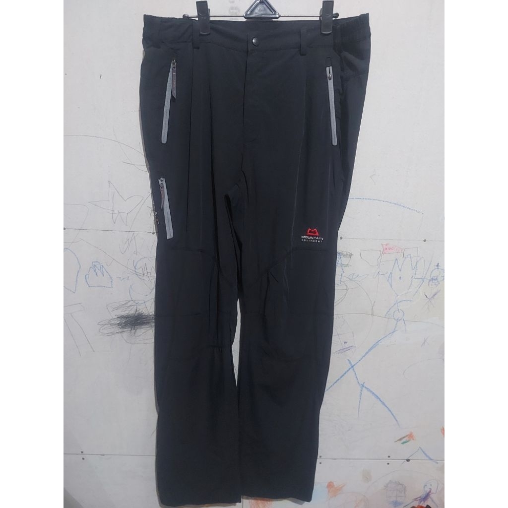 celana panjang Mountain equipment
