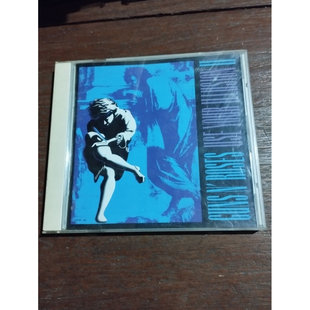 2 CD Guns N Roses Use Your Illusion