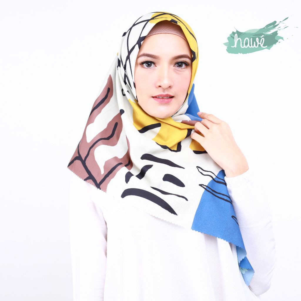 Hawe by Fitria - Siluet Flamingo Printed Scarf - Hijab Segi Empat - Bahan Voal Ultrafine Prime
