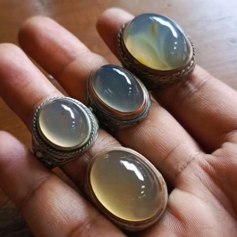 CINCIN ANGGUR LAWAS/CIMPAGO BIRU