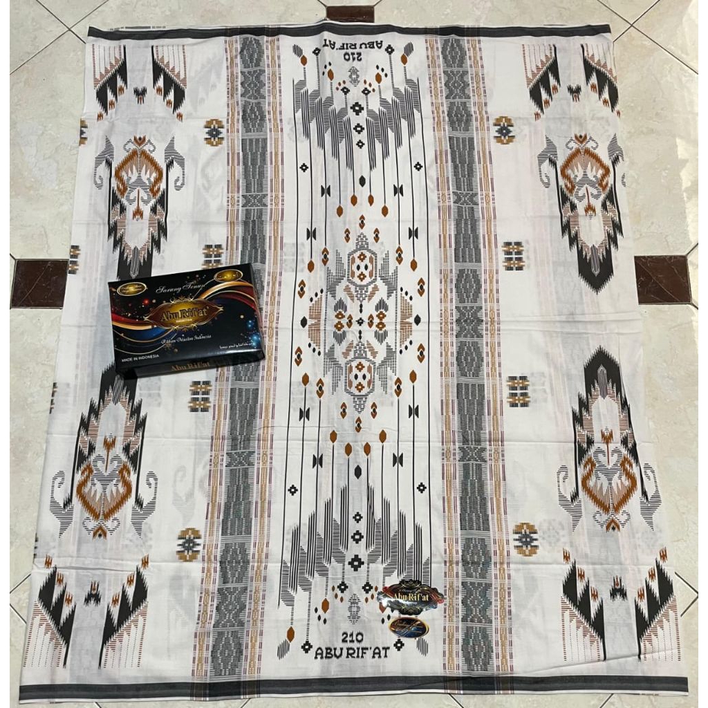 Sarung Abu Rif'at Songket Silver Sarung Abu Rifat Songket Silver