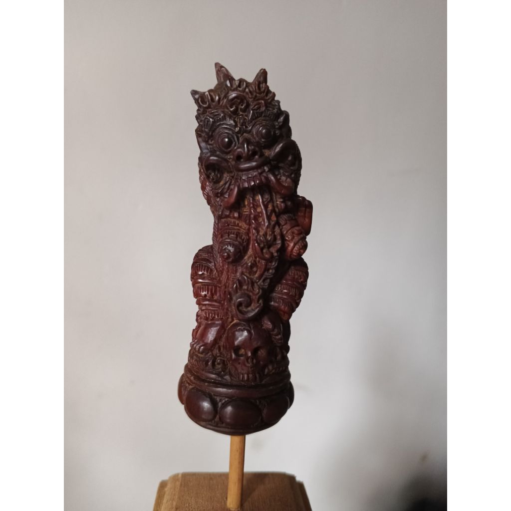 Deder keris/ danganan keris bali rangda