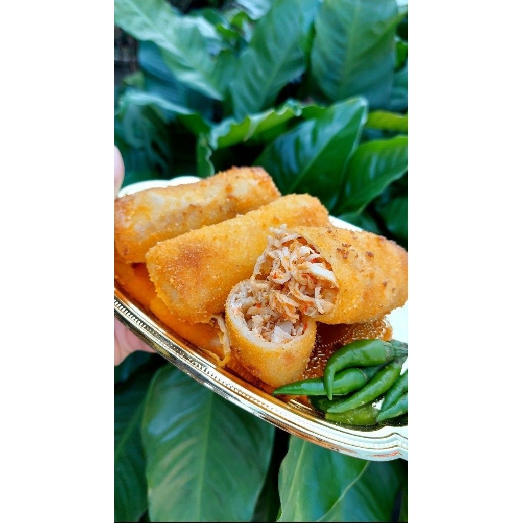 Risol Ayam suwir pedas