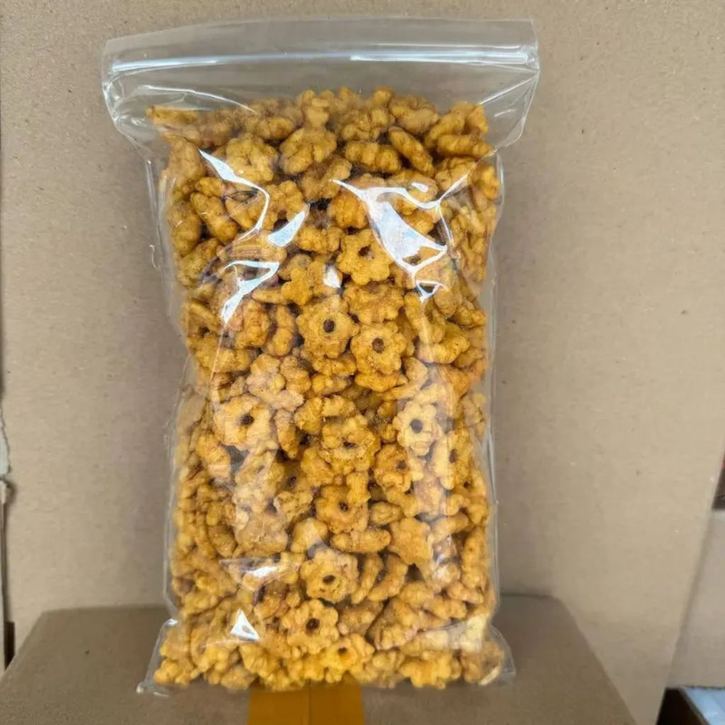 Sajiandapur Kembang Sakura Ribut Snack / Sakura Ribut / Sakura Kuning