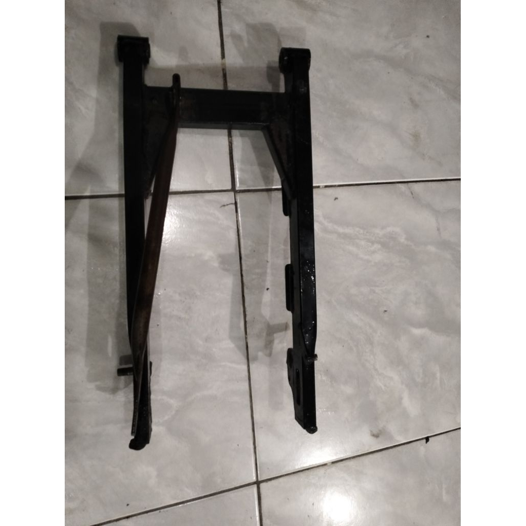 swing arm Honda Astrea grand