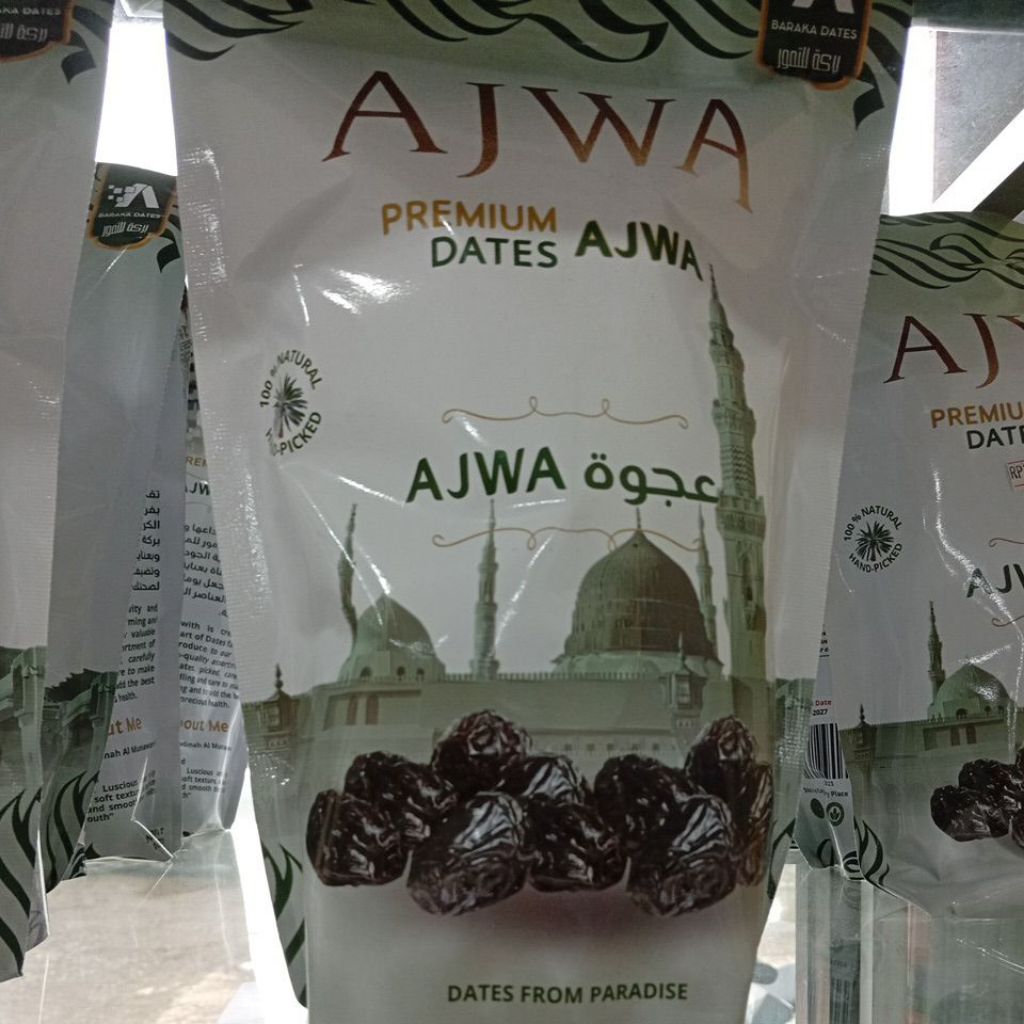Kurma Ajwa Premium Dates