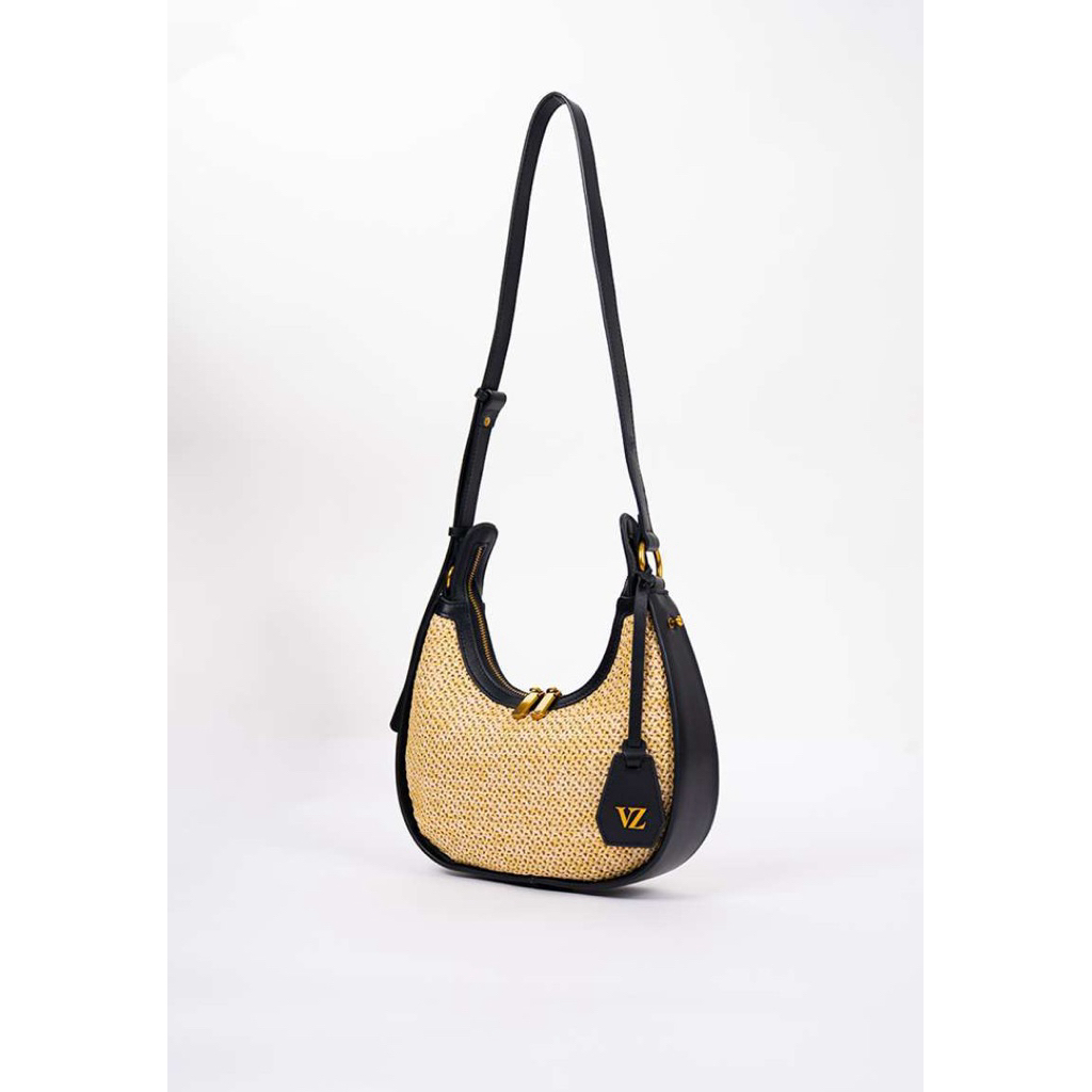 Vivi Zubedi Preloved