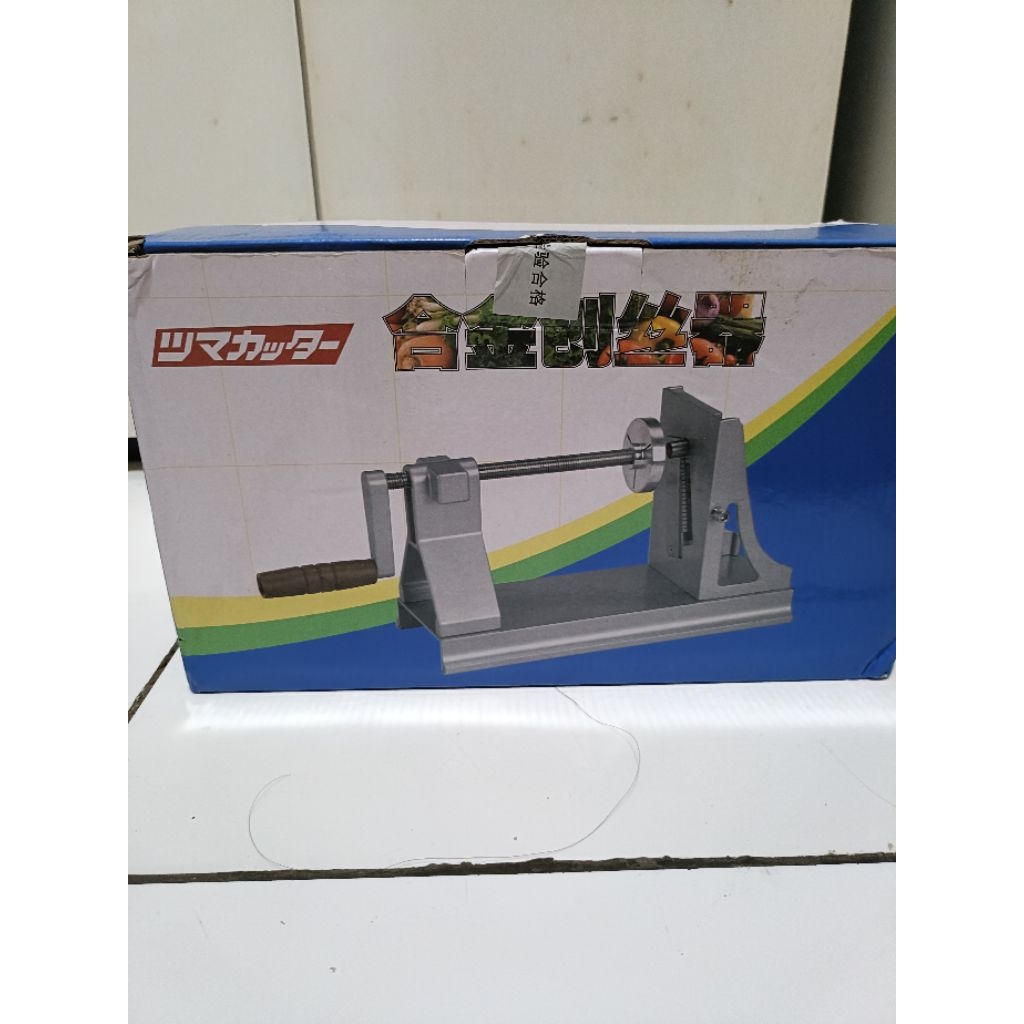 Alat potong spiral kentang