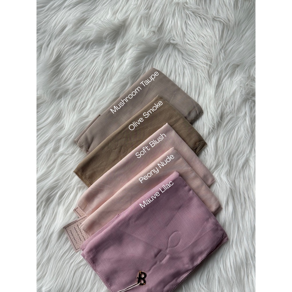 Buckle Scarves Polos