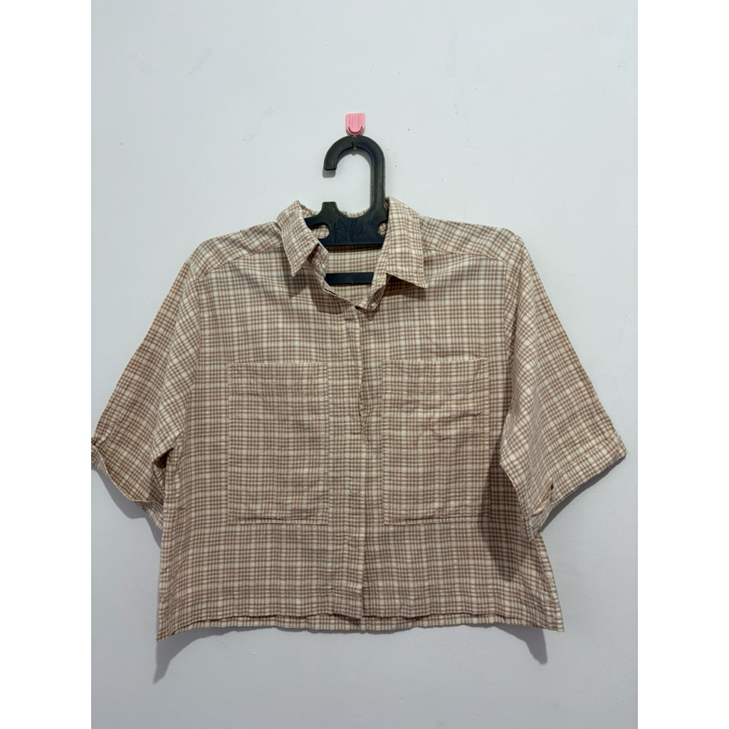 Preloved QUEENTIN Kemeja Blouse Crop Wanita Katun Motif kotak-kotak