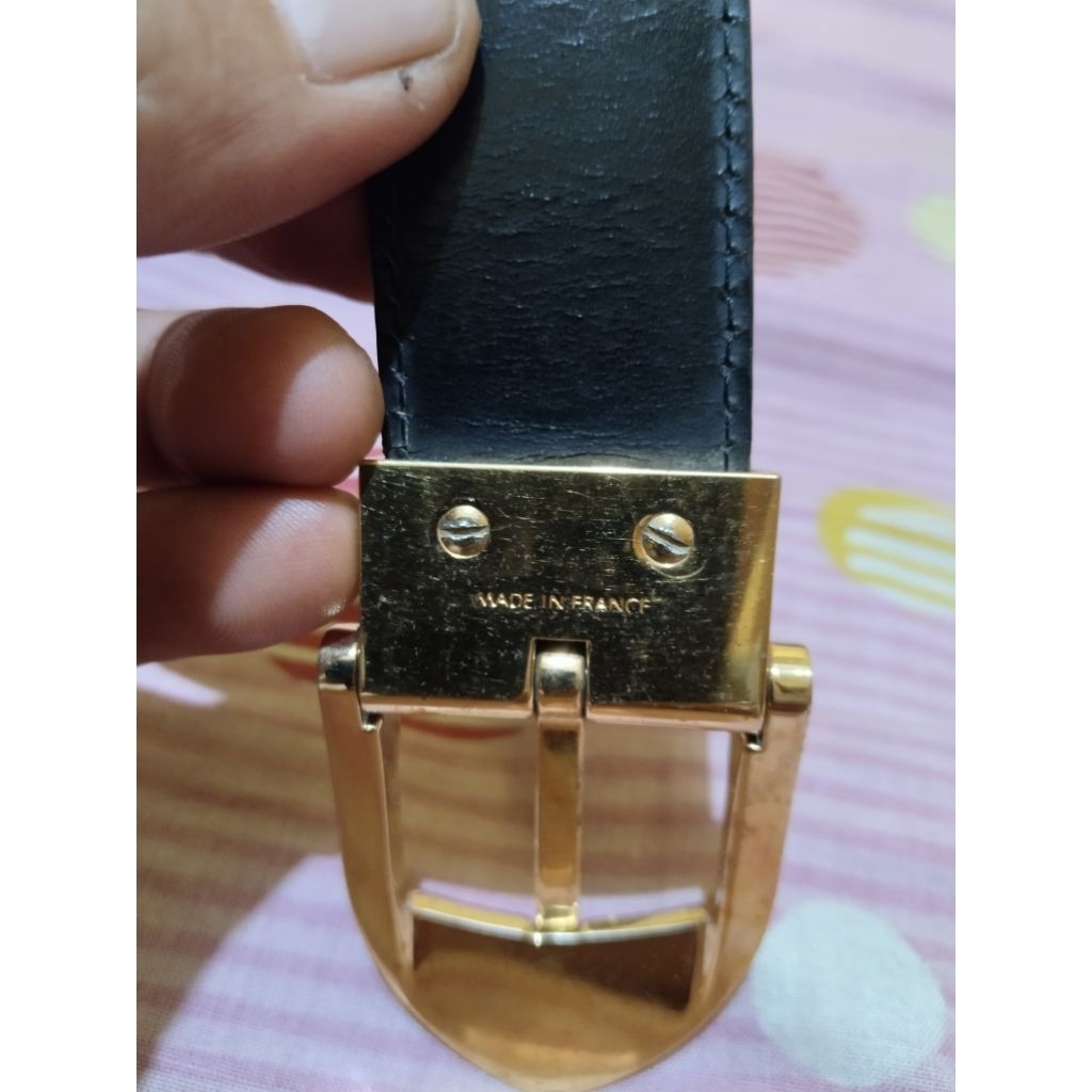 Gesper LV asli lapisan emas.