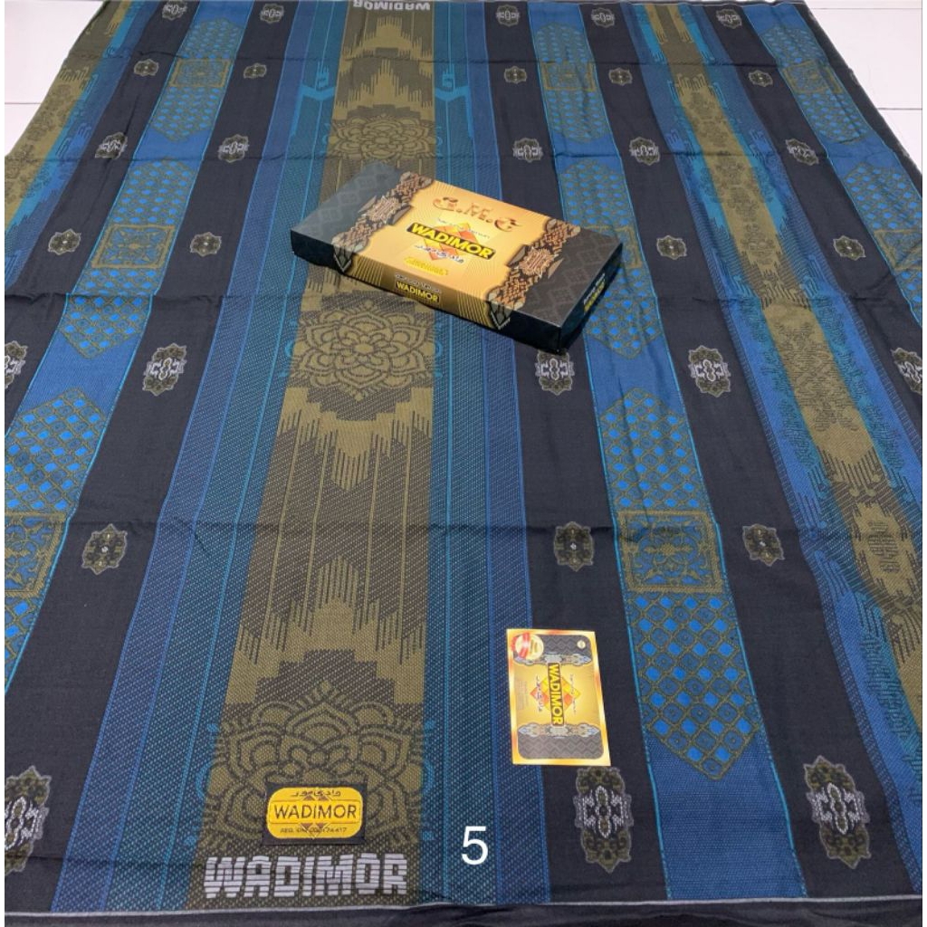 Sarung Wadimor Gunungan Multi Color Motif BHS