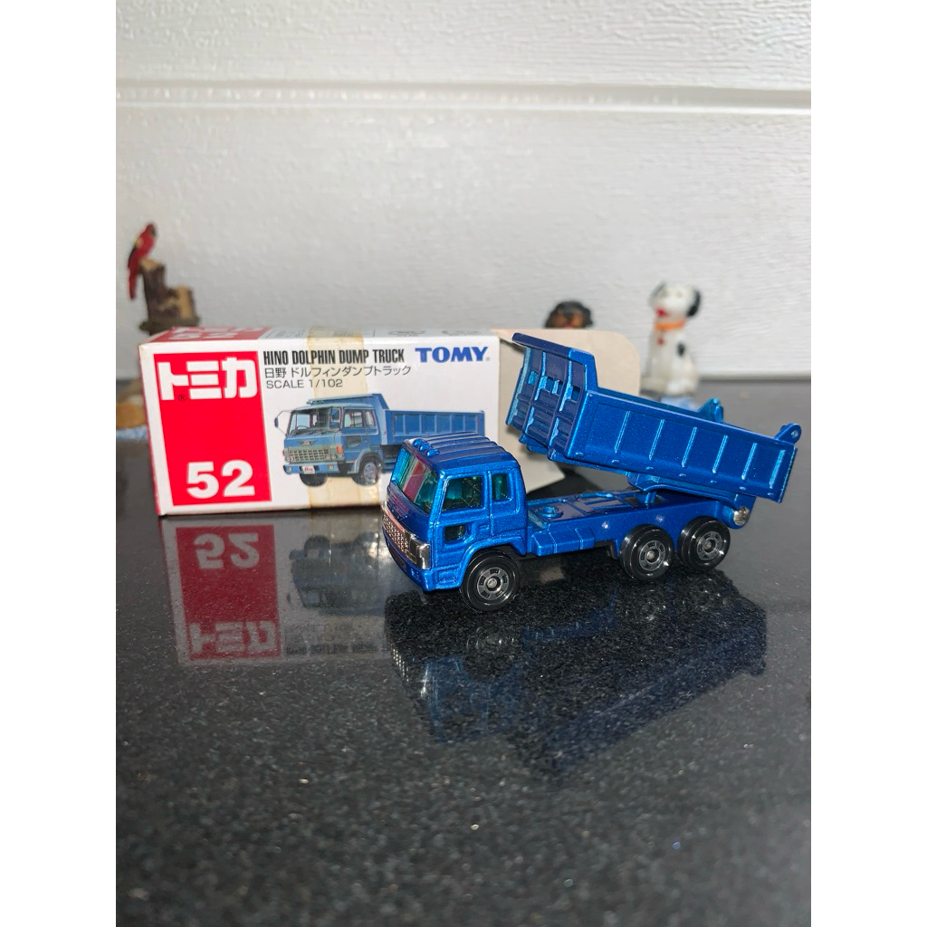 TOMY TOMICA HINO DOLPHIN DUMP TRUCK