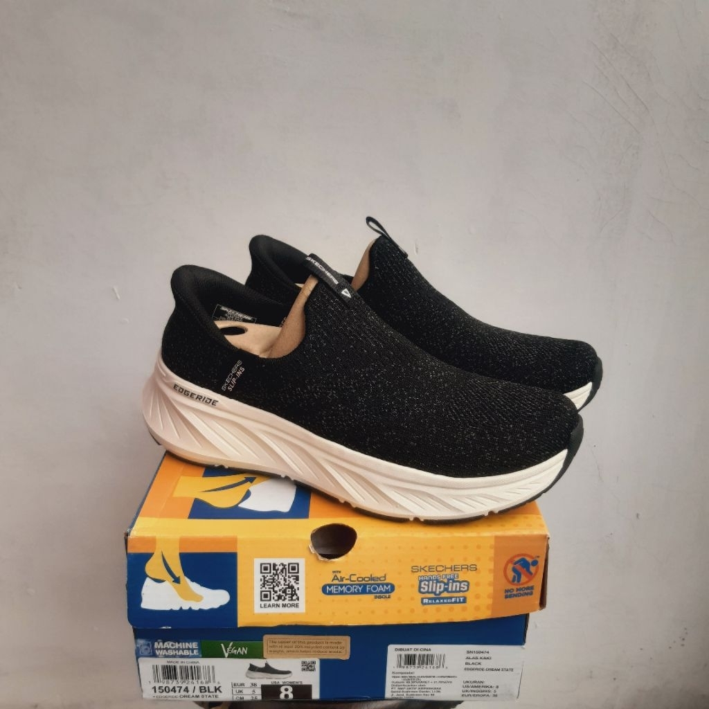 SEPATU WANITA SKECHERS WALKING EDGERIDE black