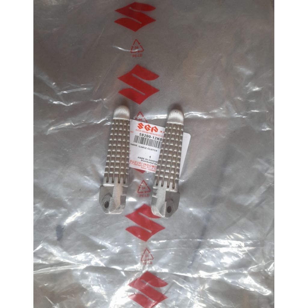 Pijakan Step Belakang Satria Fu Karbu Satria Fu Fi Injeksi Original Copotan