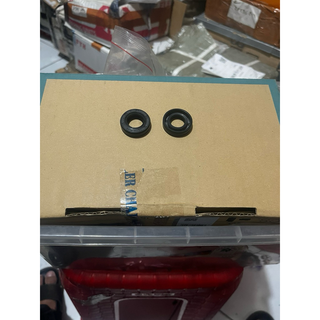 OIL SEAL 12X22X7 / HONGYU HYDRAULIC SEAL 12 22 7 / TC 12*22*7