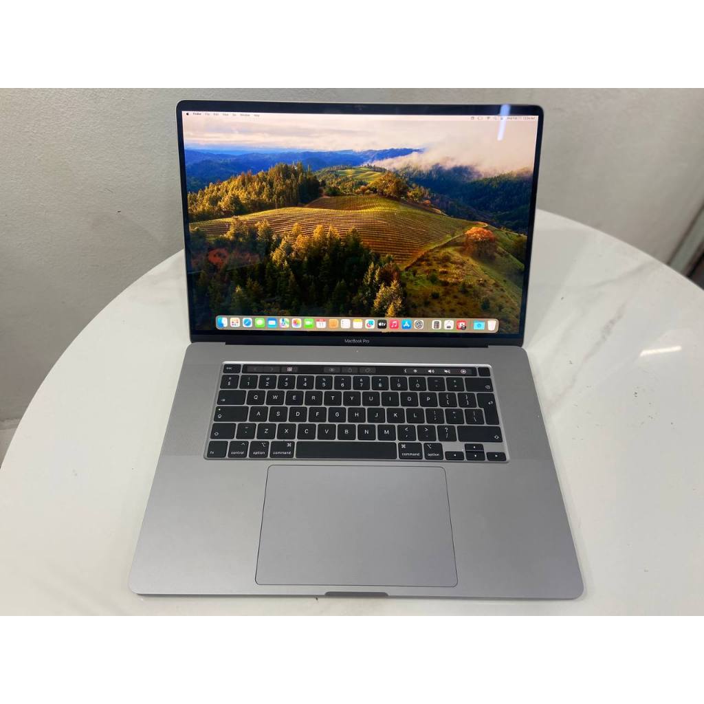 LAPTOP GAMING MACBOOK PRO 2019 CORE I9 I6 INCH RAM 32 SSD 1TERA TOUCHBAR VGA AMD RADEON 4GB