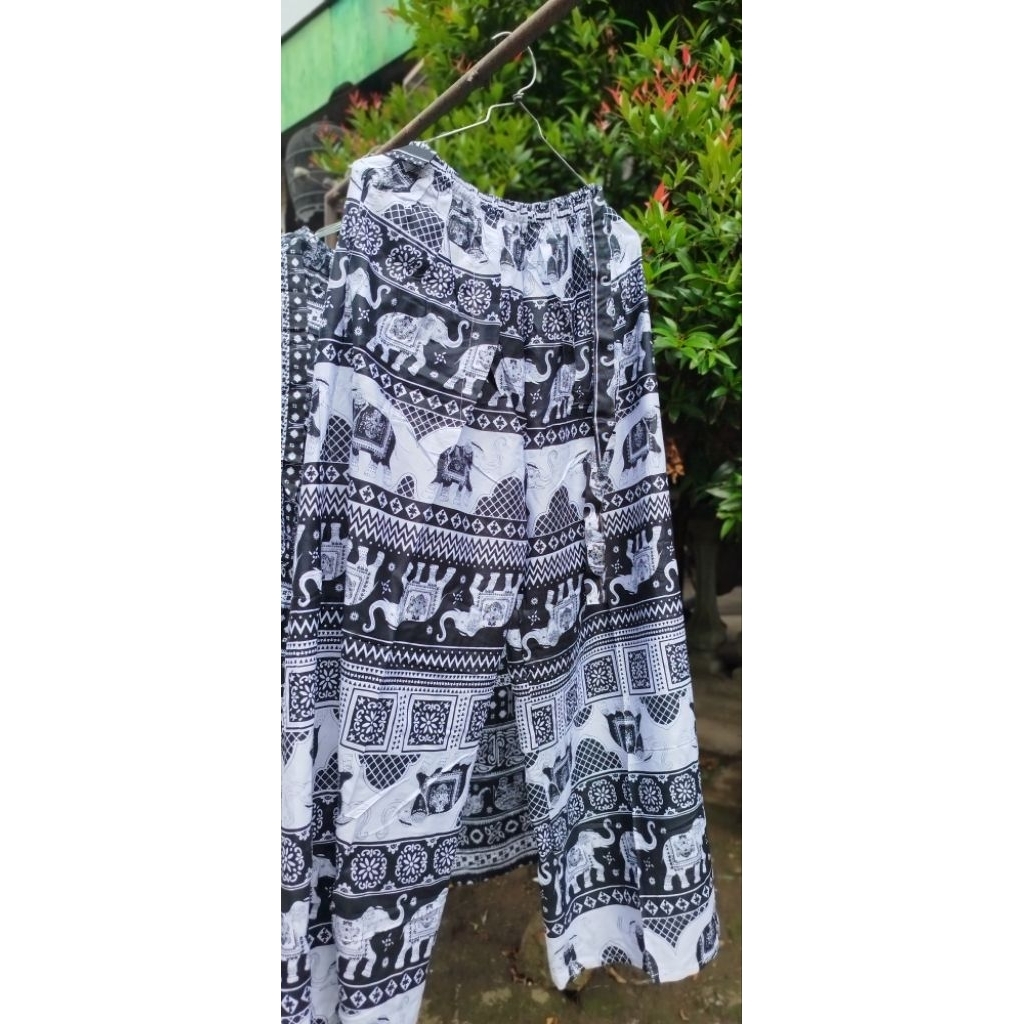 CELANA KULOT JUMBO MOTIF MIHU-MIHU GAJAH TERLARIS VIRAL HIT OLEH-OLEH JOGJA MALIOBORO BERINGHARJO JO