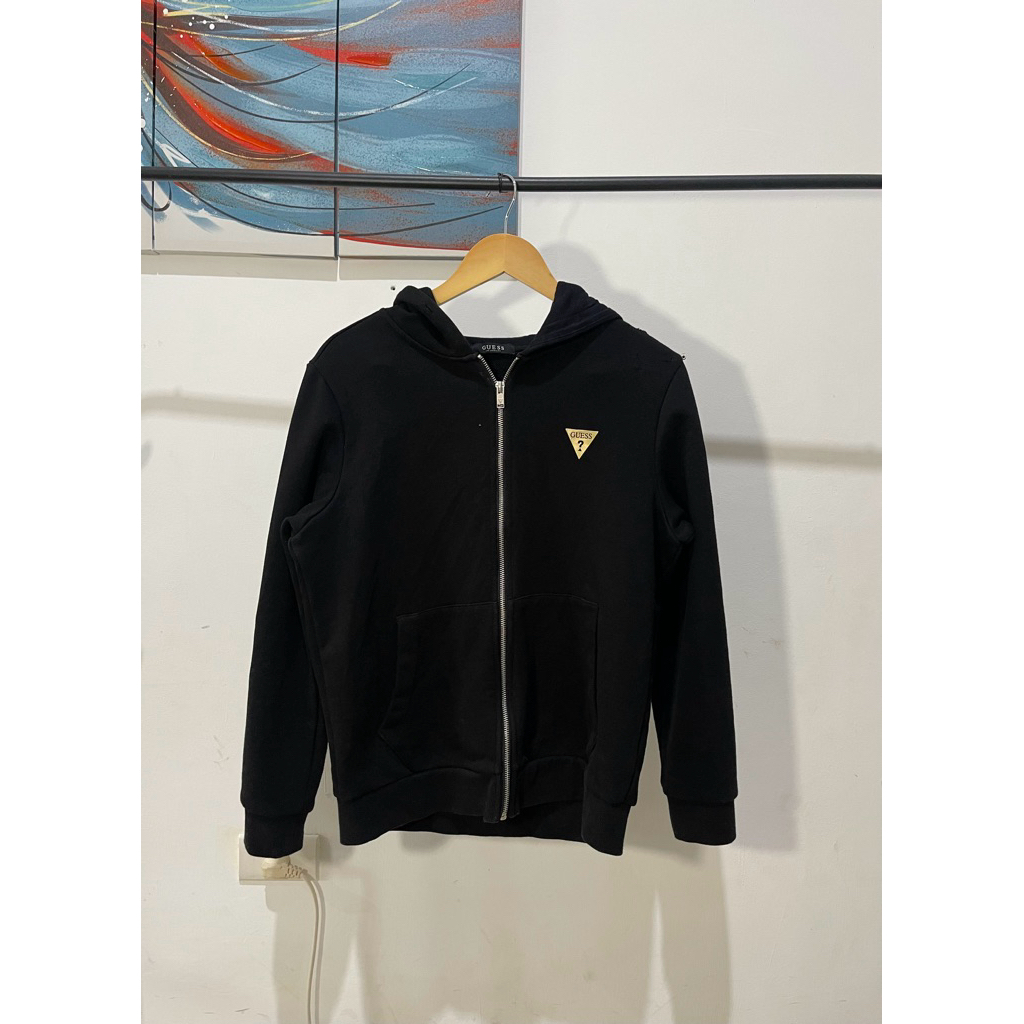 Hoodie Guess Hitam