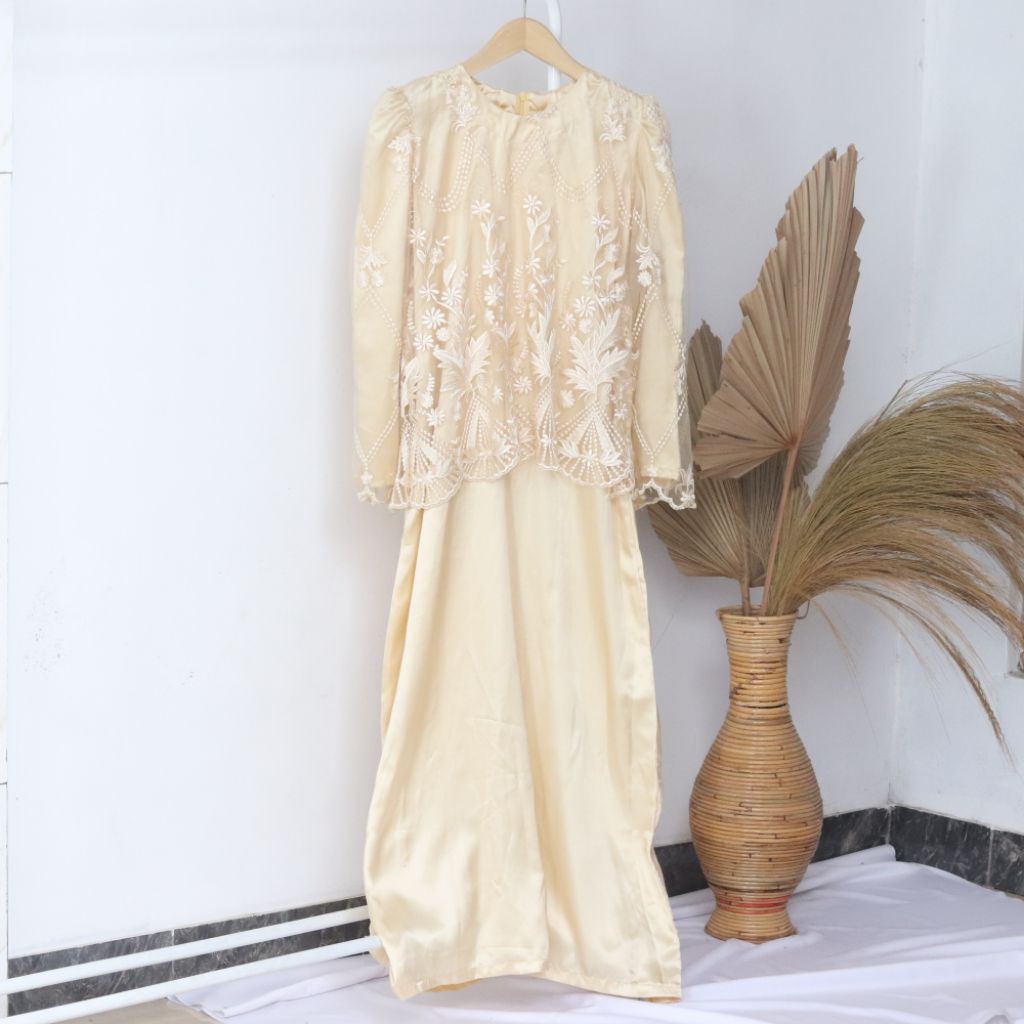 FASHION MUSLIM WANITA DRESS GAMIS BRUKAT
