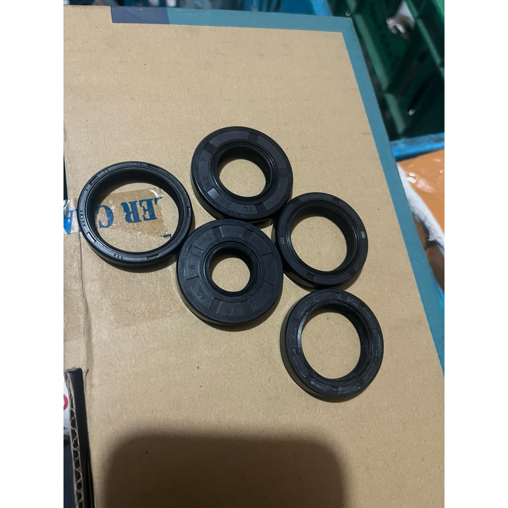 Oil Seal 25X40X7/10 , SEAL NOK 25 40 7,  TC 25*40*10
