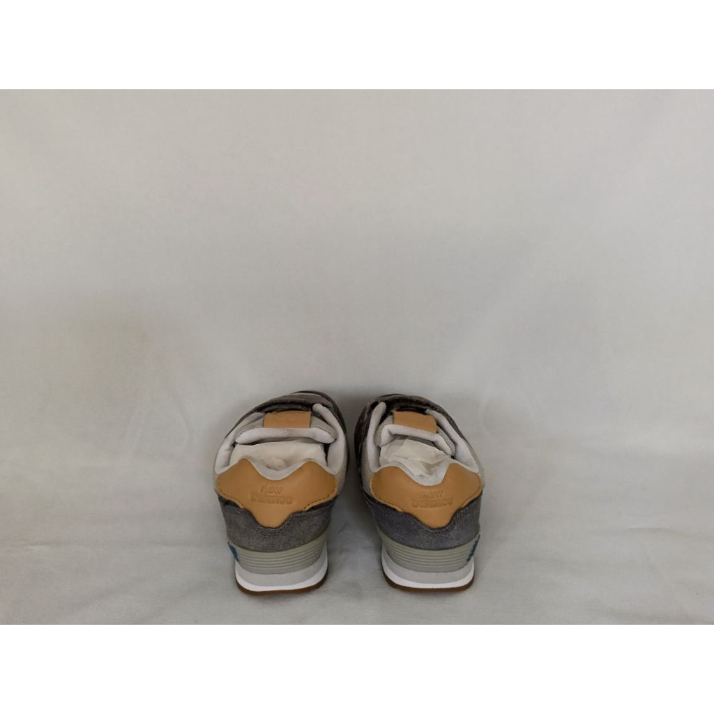 sepatu anak NB 574