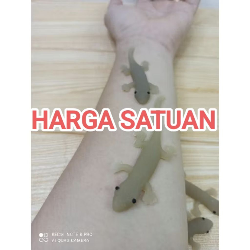 mainan cicak karet besar