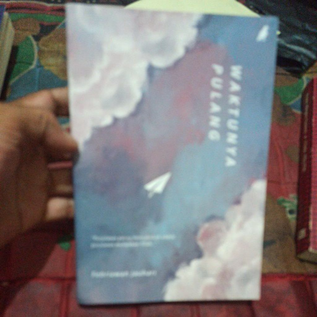 buku Waktunya pulang by Febriawan Jauhari