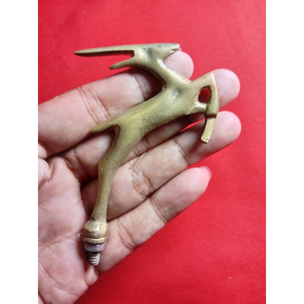 Asesoris selebor sepeda motif rusa