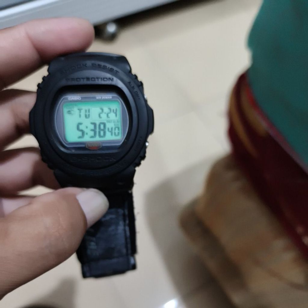 Preloved Casio G-Shock G5700