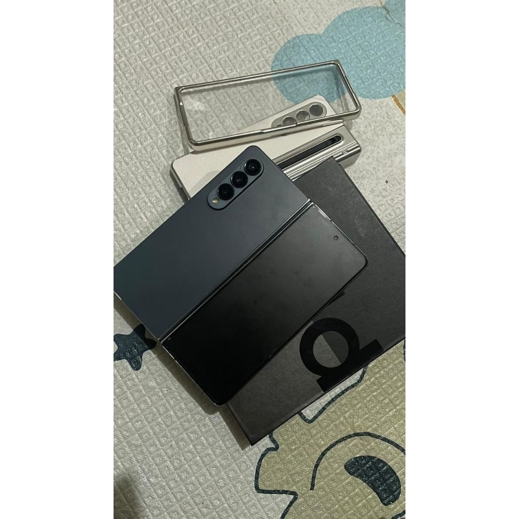 SAMSUNG Z FOLD 4