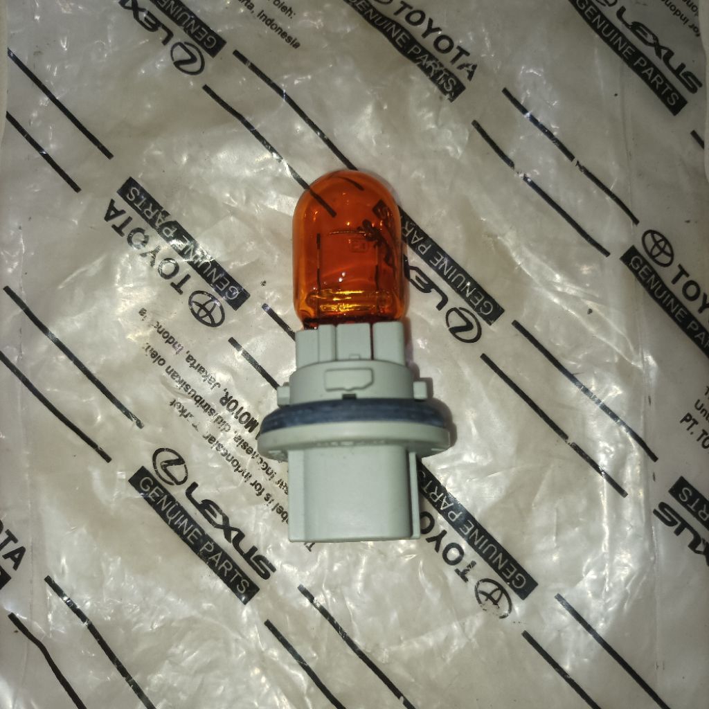 SOKET FITTING LAMPU SEIN SEN DEPAN ICHIKOH TOYOTA SIGRA CALYA AGYA ORIGINAL